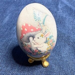 Vintage Enesco Decorative Marble Egg Bunny Holding Mushroom & Gold Metal Basket